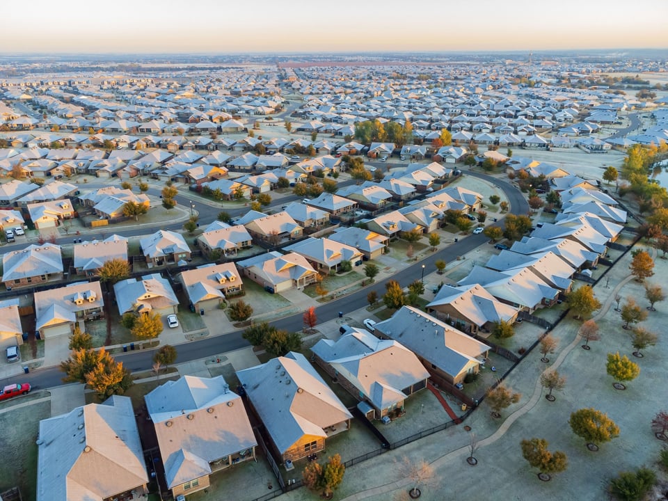 Experience affordable living with exceptional amenities in Edmond, OK.